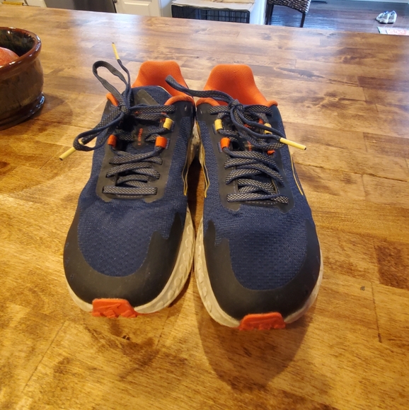 Altra Outroad 2 zero drop running hiking shoes 7.5 - Picture 2 of 7